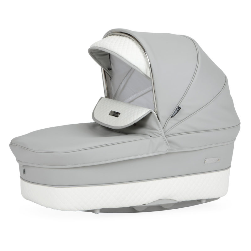 KP521 SILVER GREY CARRYCOT CO1