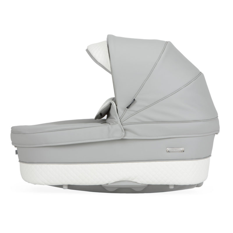 KP521 SILVER GREY CARRYCOT CO5