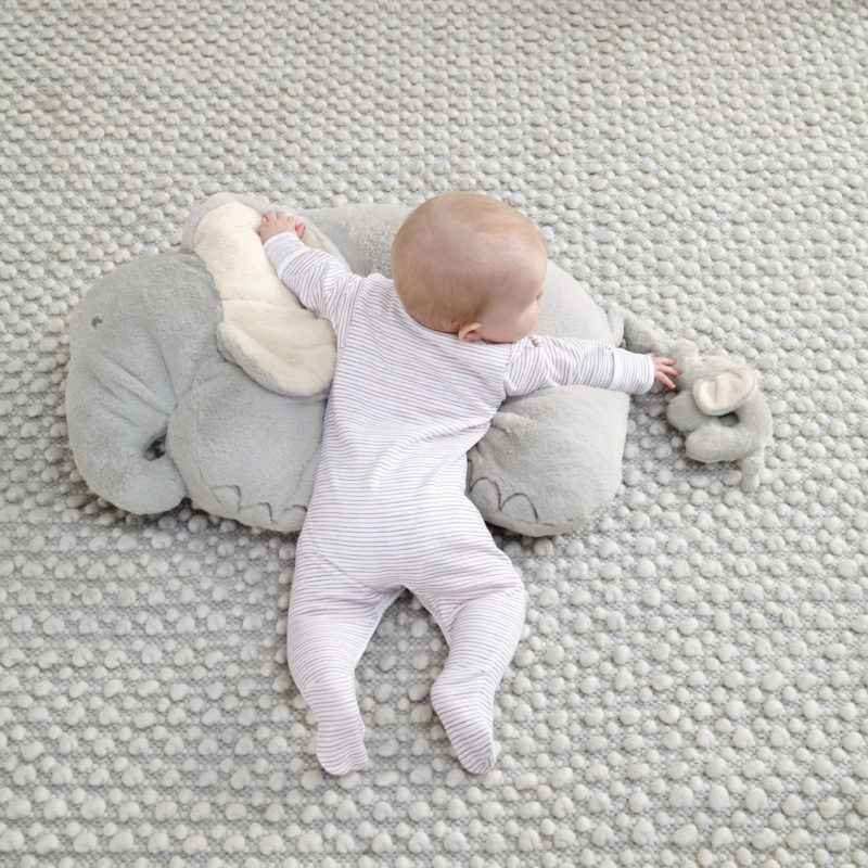 Mamas & Papas Tummy Time Snugglerug - Elephant and Baby