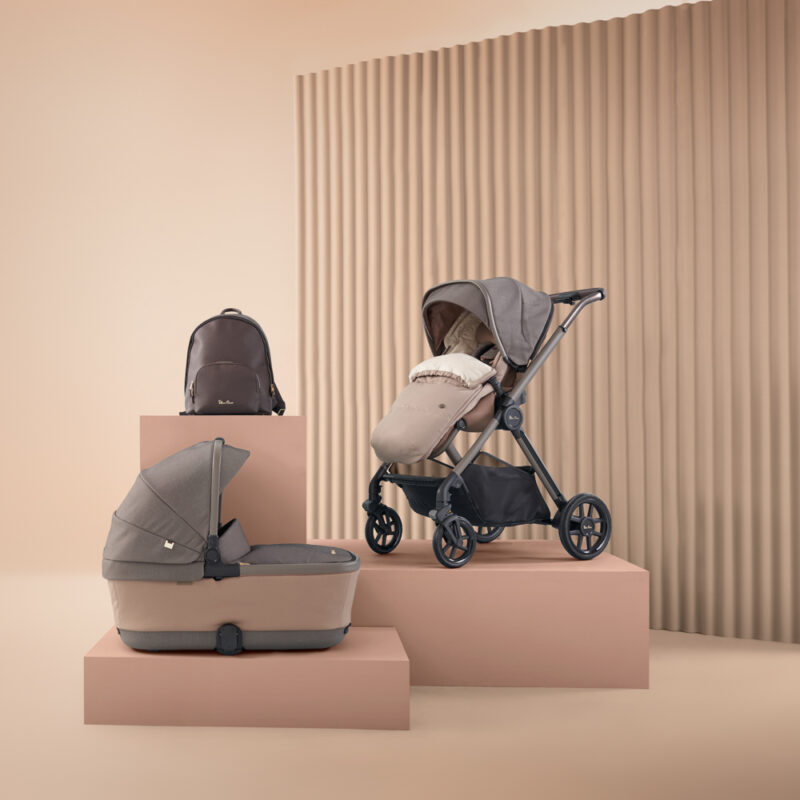 Reef-First-Bed-Folding-Carrycot-and-Fashion-Pack-EARTH