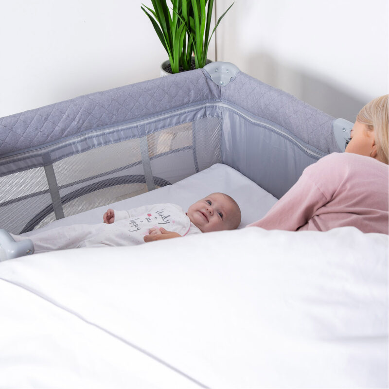 Red Kite Dreamer Bedside Crib with Newborn Bassinette (5)