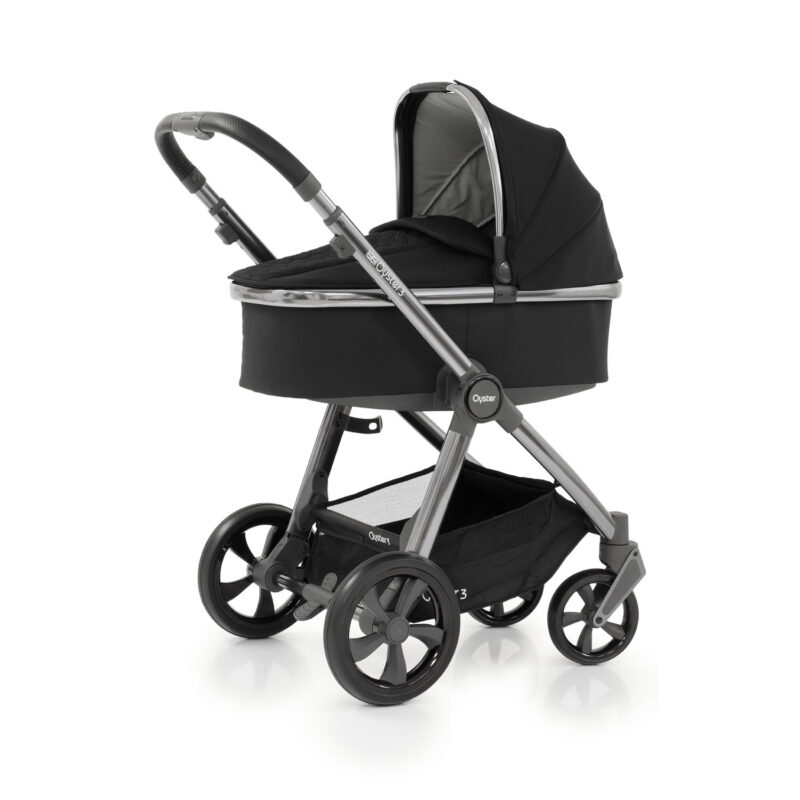 oyster3_astral_carrycot_on_chassis_front.jpg