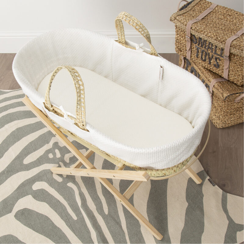 CuddleCo Little Me Hypo-Allergenic Bamboo Moses Basket Mattress (1)