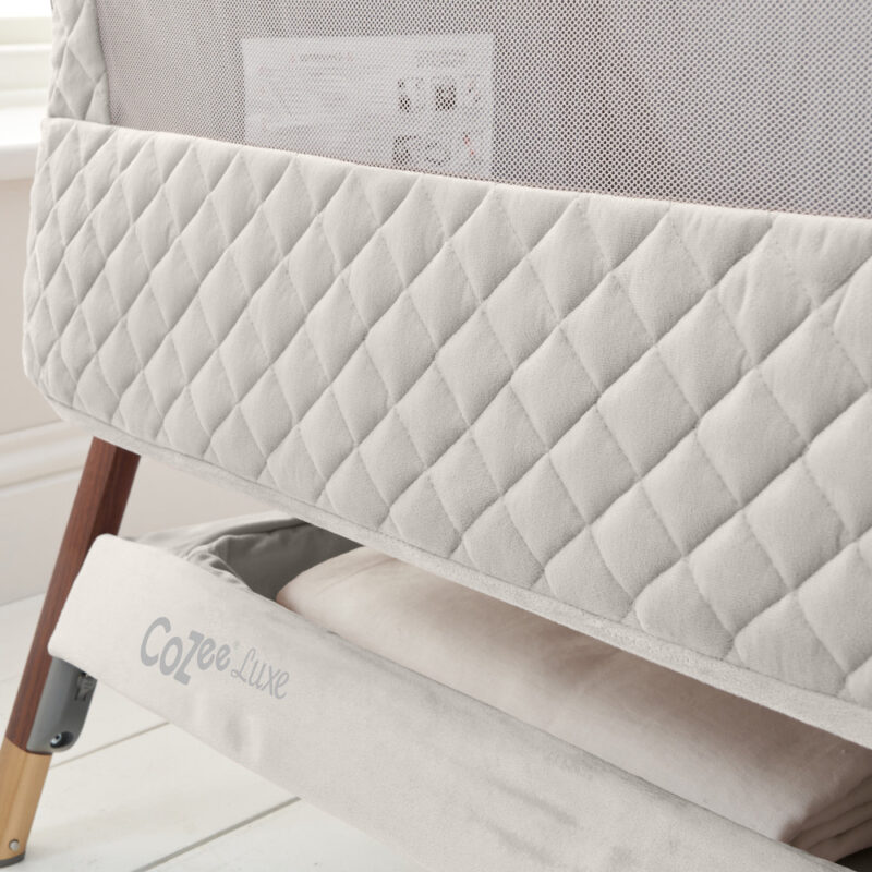 CoZee Luxe Bedside Crib Walnut & Cream Detail