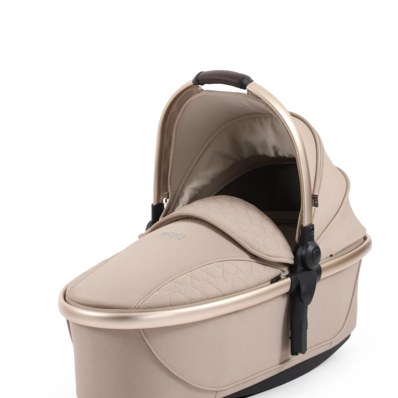 egg3_Feather_Carrycot (2)